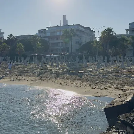 Apartament Manta Albania